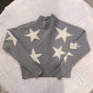 Grey sweater with white stars, crop top